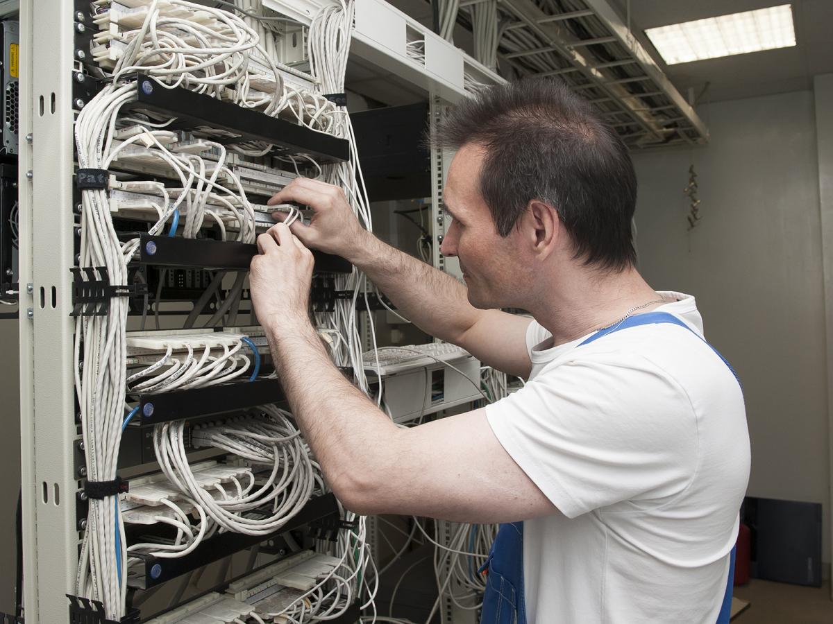 Монтаж локальных вычислительных сетей